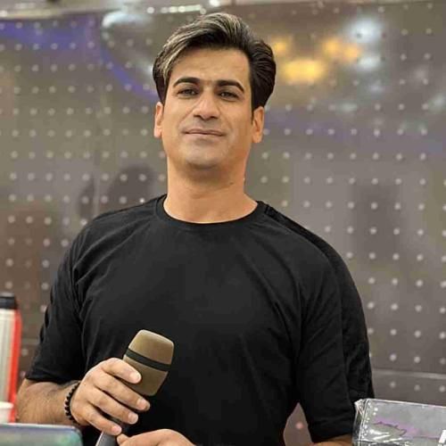 مسلم فتاحی یار قد بلندم مو مشکی چشم قشنگم