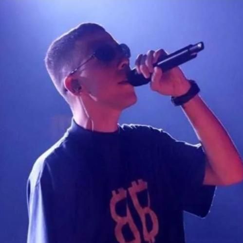 کوروش و سامی لو ما